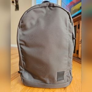 The Brown Buffalo Conceal backpack 19L